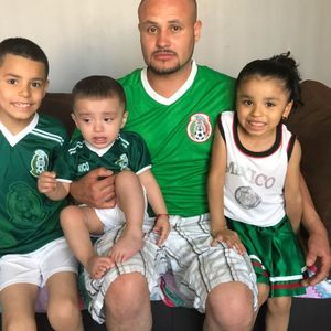 Meet your Posher, Alvaro